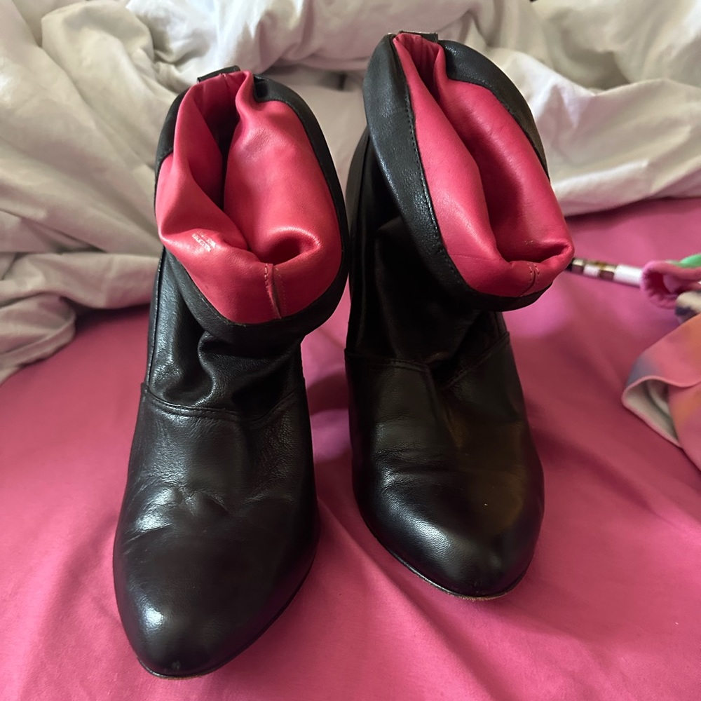 Bcbg high heel leather booties